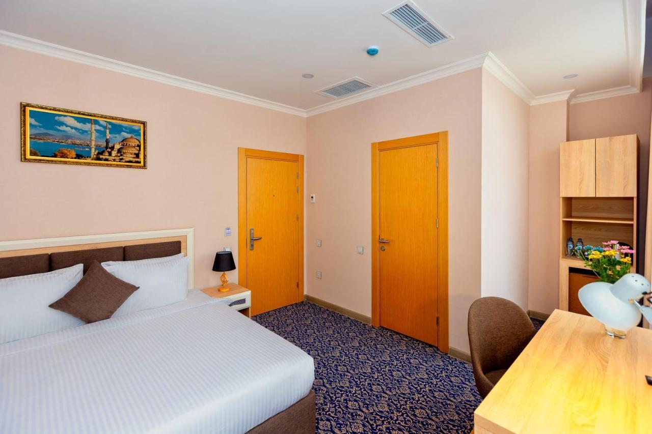 Metro City Hotel باكو المظهر الخارجي الصورة